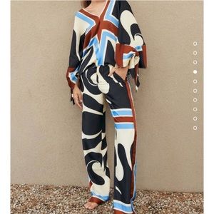 NEW ZARA Blogger’s Favorite 2 Piece Printed Outfit Pants & Top